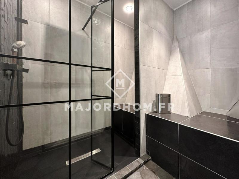 Loft - 72 m² - 2 pièces