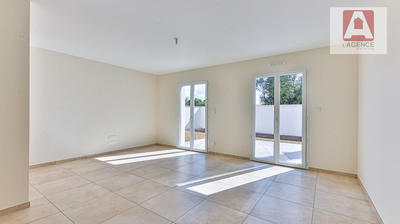 Maison - 104 m² - 4 pièces