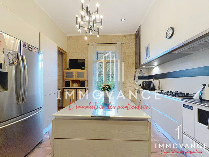 Maison - 175 m² - 6 pièces