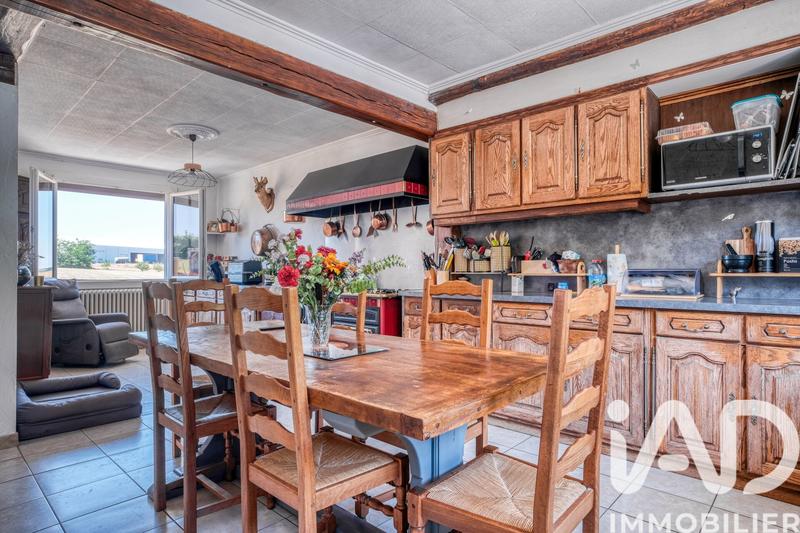 Maison - 150 m² - 5 pièces