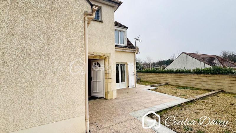 Propriété - 133 m² - 6 pièces