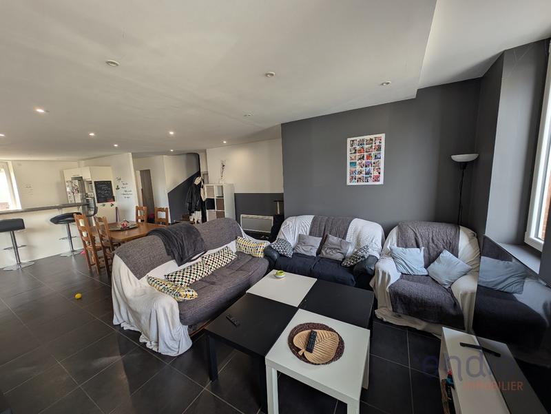 Maison - 180 m² - 7 pièces