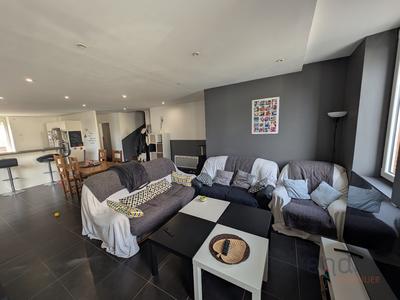 Maison - 180 m² - 7 pièces