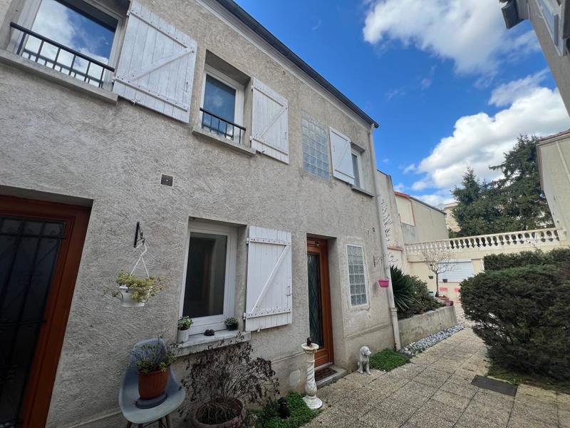 Maison de ville - 34 m² - 2 pièces