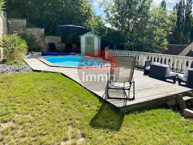 Maison - 177 m² - 7 pièces