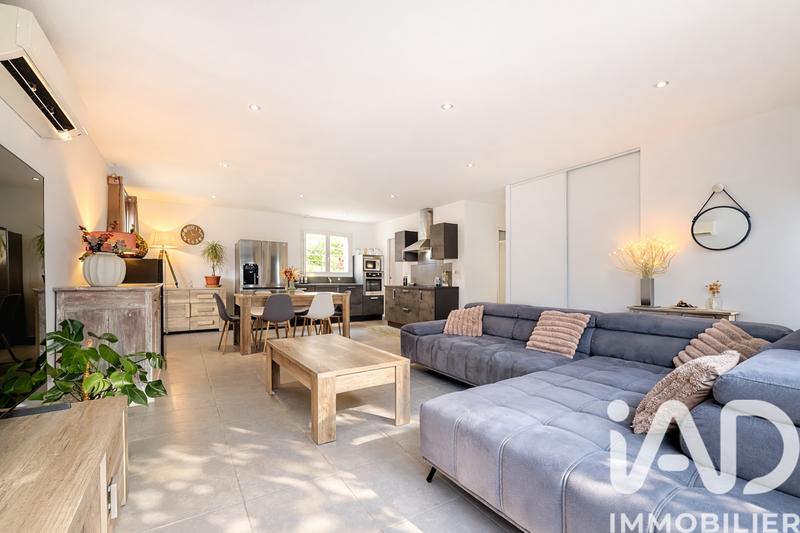 Maison - 90 m² - 5 pièces