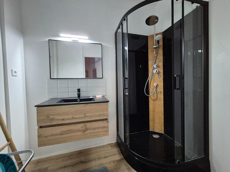 Maison - 330 m² - 11 pièces