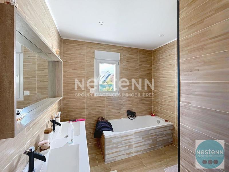 Maison - 120 m² - 4 pièces