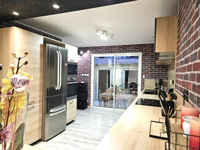 Appartement - 110 m² - 6 pièces