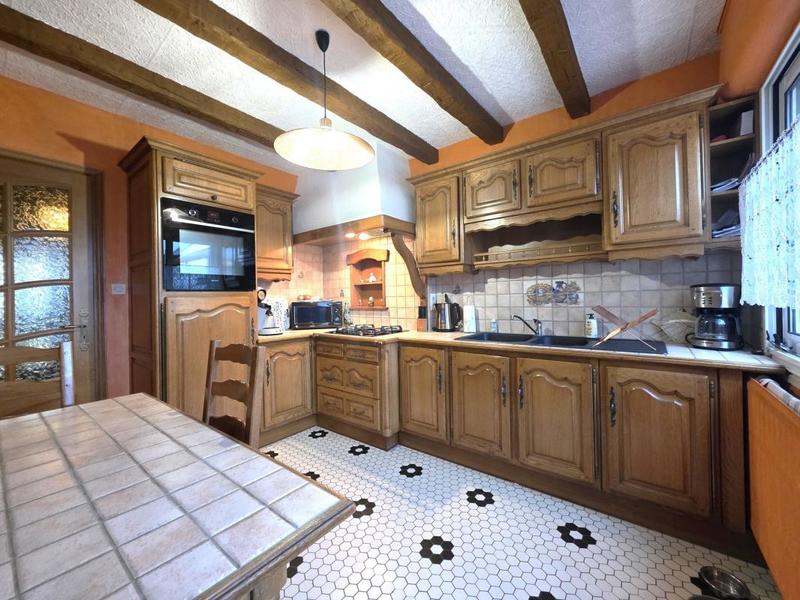 Maison - 103 m² - 6 pièces