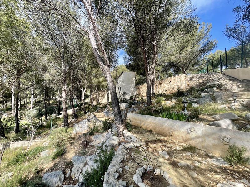 Maison - 198 m² - 5 pièces