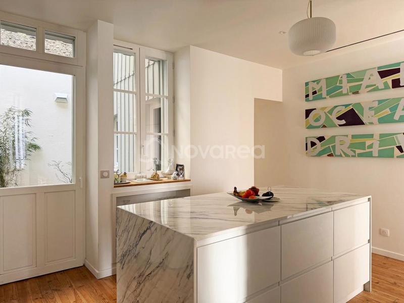 Appartement - 102 m² - 4 pièces