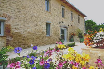 Demeure - 455 m² - 10 pièces