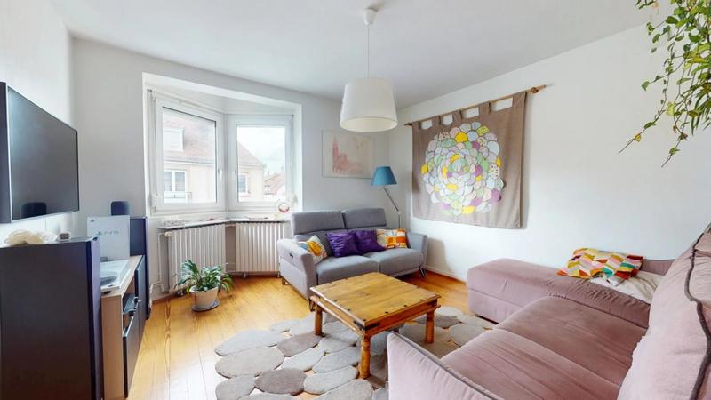 Appartement - 147 m² - 7 pièces