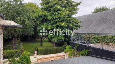 Maison - 180 m² - 7 pièces