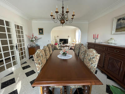 Maison - 172 m² - 6 pièces