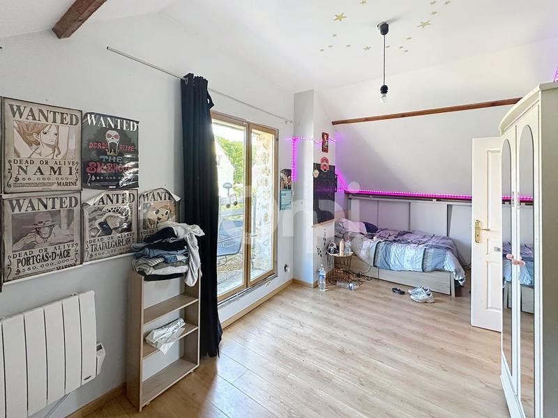 Maison - 203 m² - 6 pièces