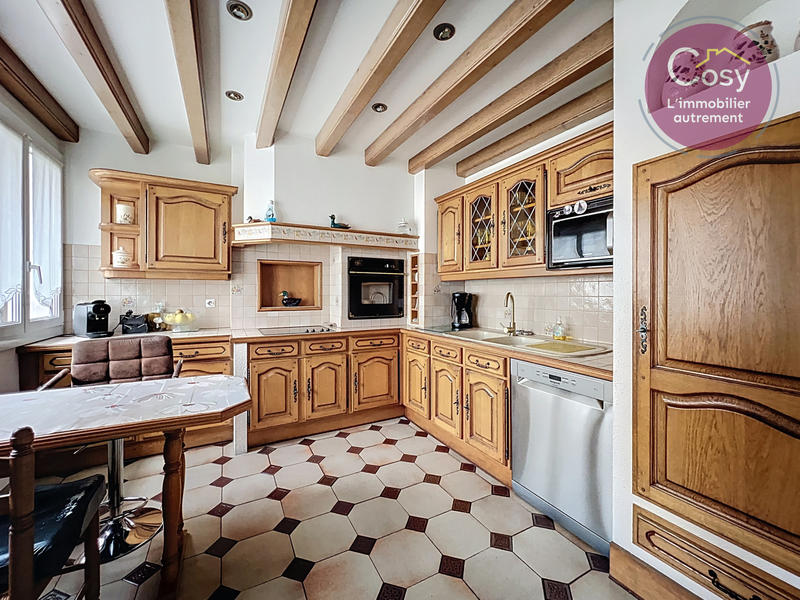 Maison - 136 m² - 6 pièces