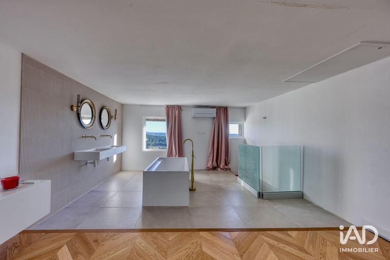 Maison - 132 m² - 5 pièces