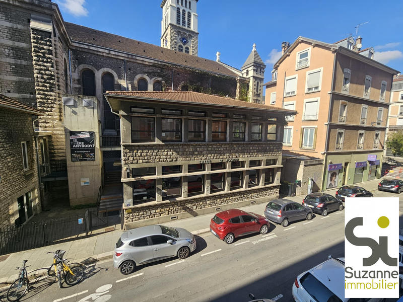 Appartement - 133 m² - 5 pièces