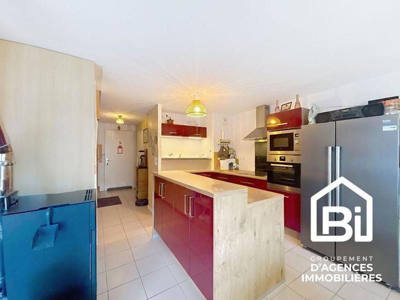 Maison - 92 m² - 5 pièces