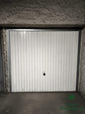 Parking / Garage - 15 m²