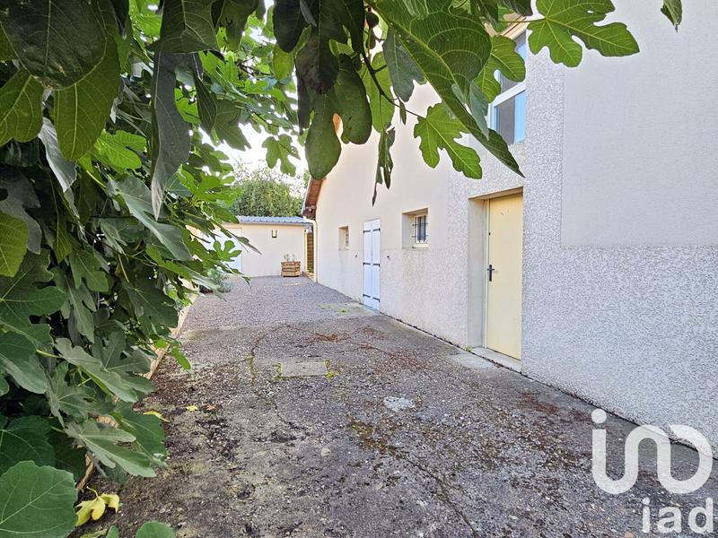 Maison - 238 m² - 7 pièces