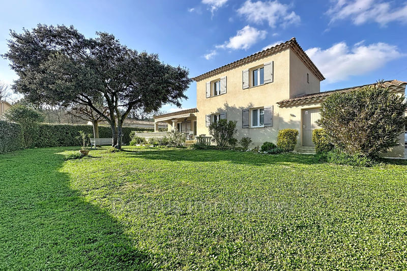 Maison - 153 m² - 8 pièces