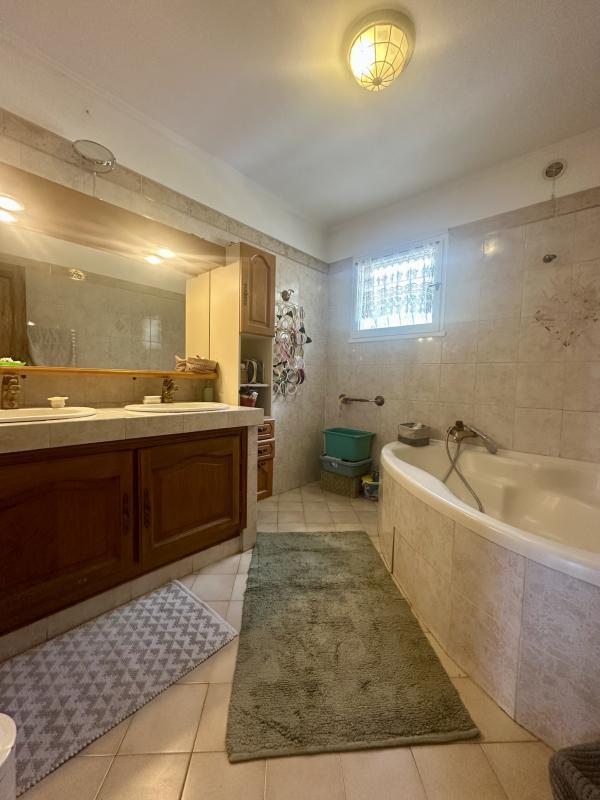 Villa - 185 m² - 7 pièces