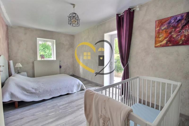 Maison - 243 m² - 7 pièces