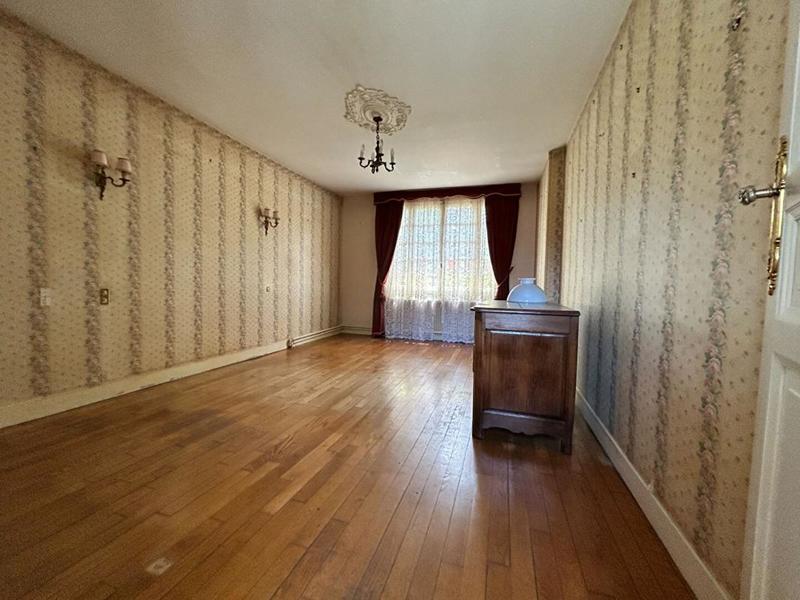 Maison - 127 m² - 5 pièces