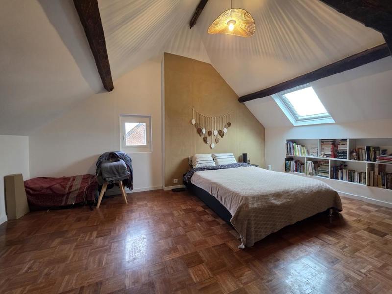 Maison - 93 m² - 4 pièces