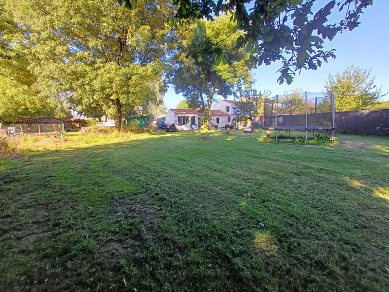 Maison en pierre - 102 m² - 5 pièces