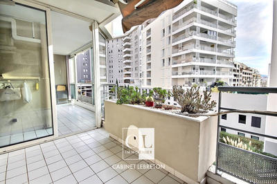 Appartement - 82 m² - 4 pièces