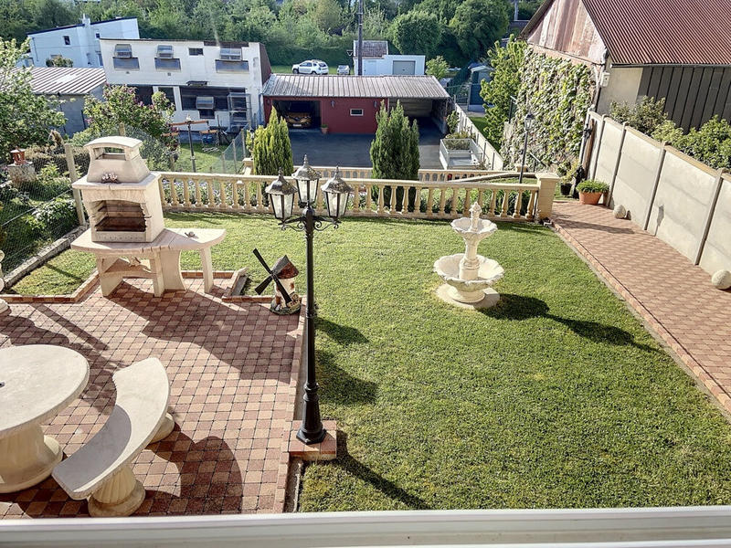 Maison - 106 m² - 8 pièces