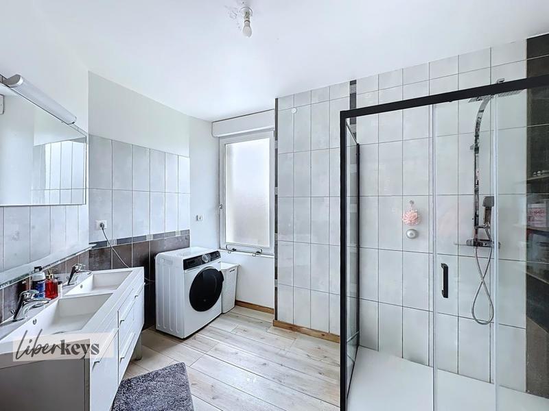 Appartement - 98 m² - 4 pièces