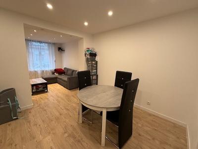 Maison - 98 m² - 5 pièces