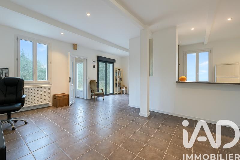 Maison - 137 m² - 5 pièces