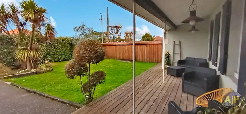 Maison - 90 m² - 6 pièces