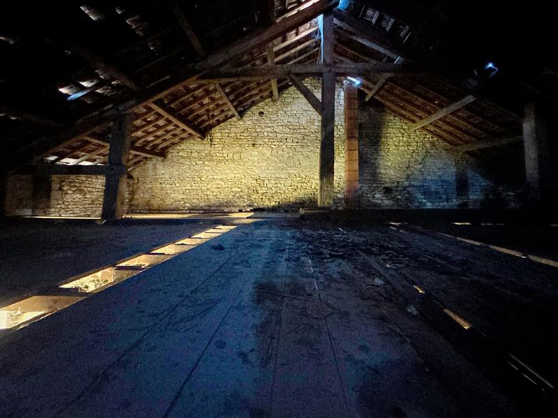 Maison - 180 m² - 9 pièces