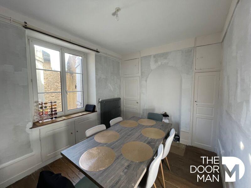 Appartement - 180 m² - 7 pièces