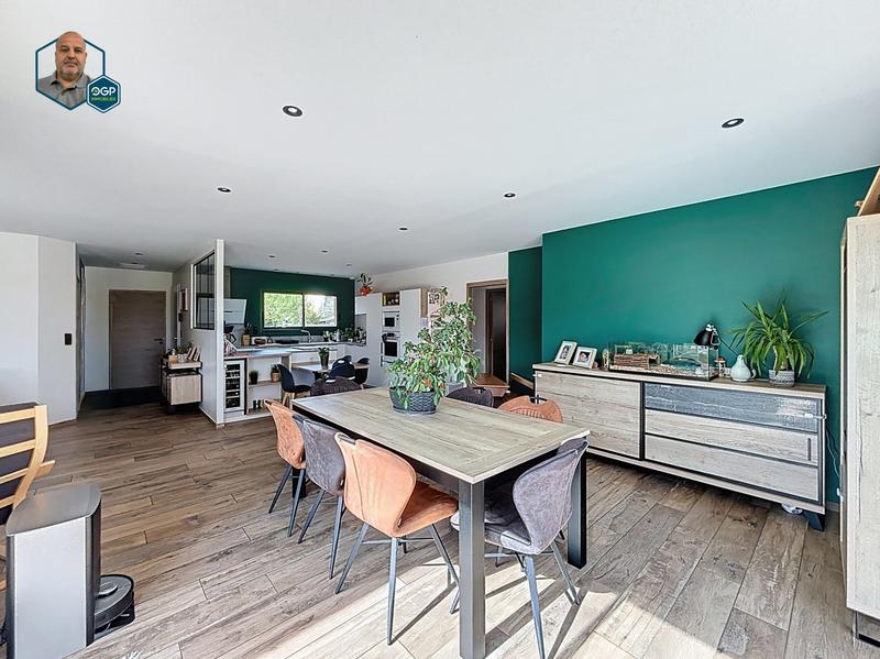 Villa - 150 m² - 5 pièces