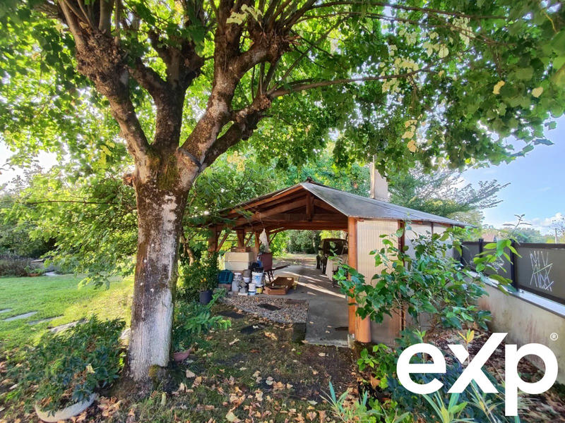 Maison - 248 m² - 6 pièces