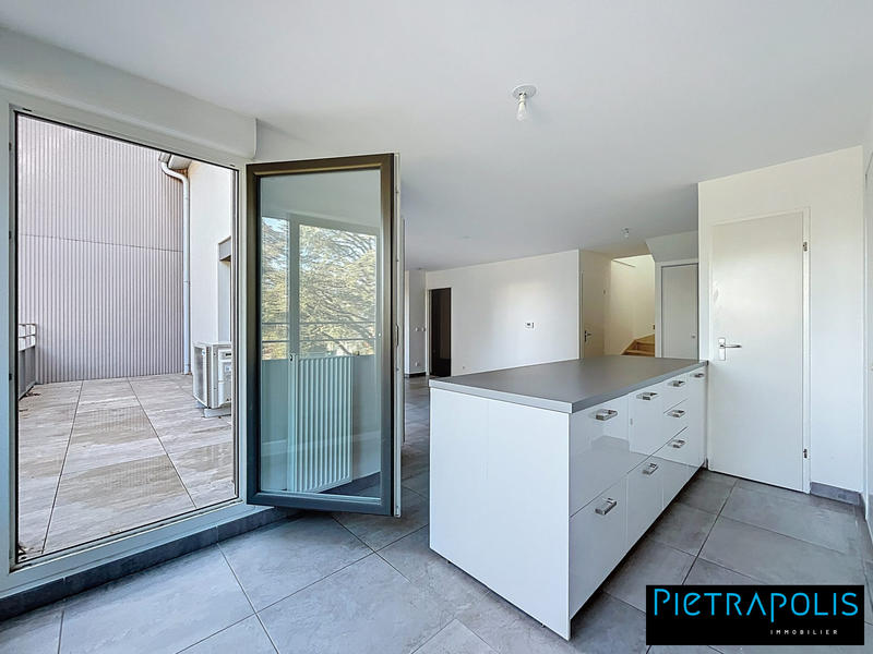 Appartement - 113 m² - 5 pièces