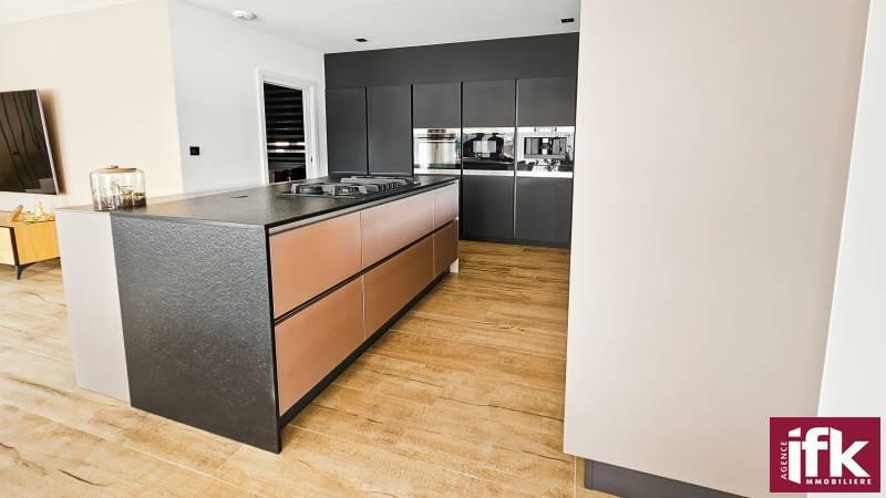 Maison - 173 m² - 6 pièces