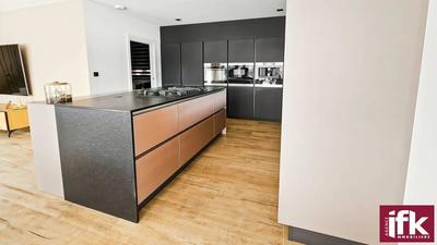 Maison - 173 m² - 6 pièces