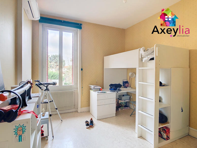 Fonds de commerce - Magasins - 234 m²