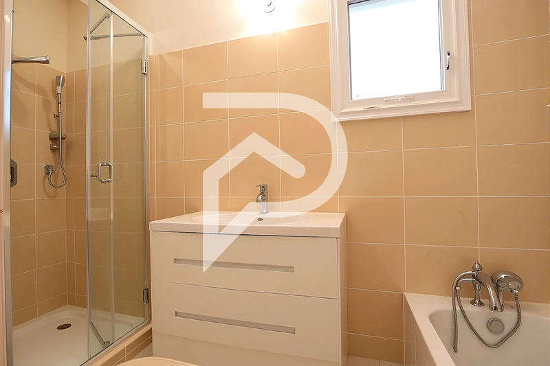 Maison - 172 m² - 5 pièces