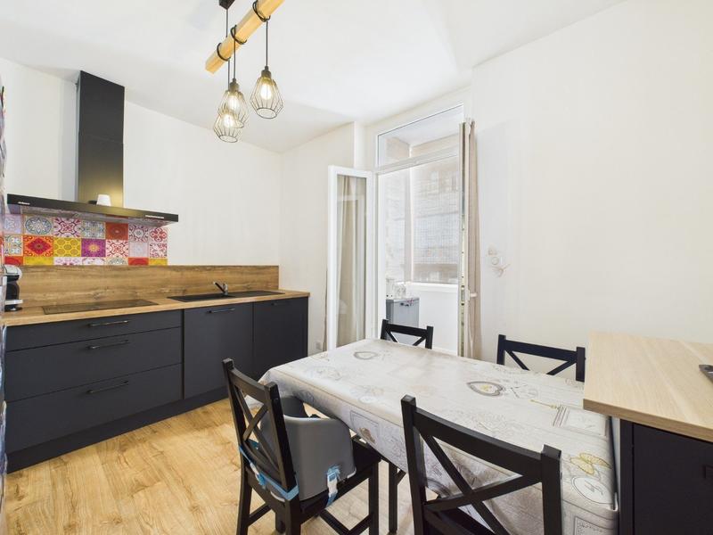 Appartement - 83 m² - 3 pièces