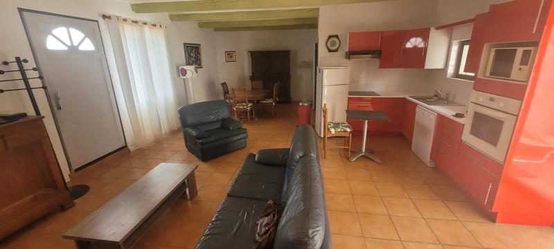 Maison - 272 m² - 10 pièces